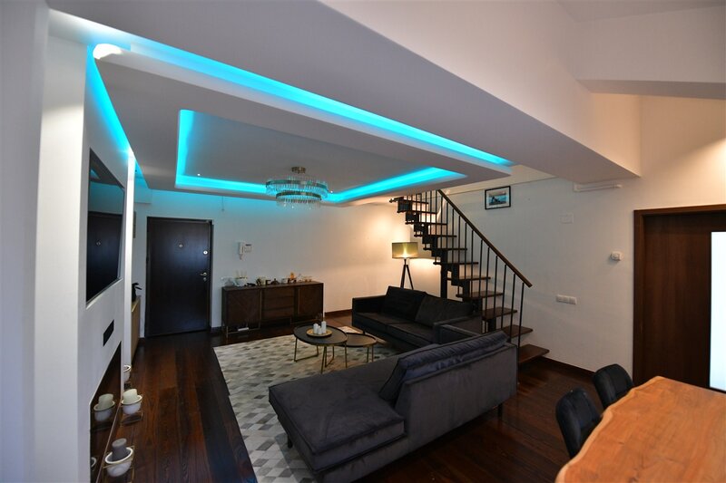 Drumul Taberei, str.V.Cricovului, Penthouse, 180 mp