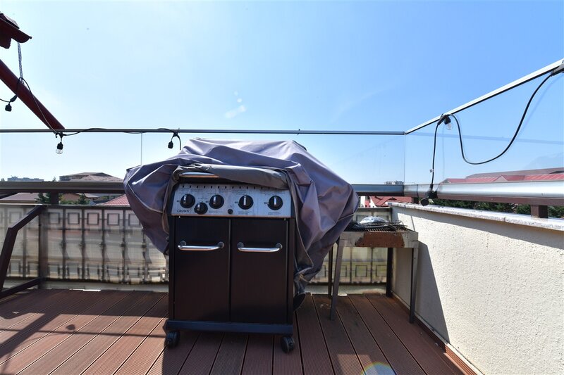 Drumul Taberei, str.V.Cricovului, Penthouse, 180 mp